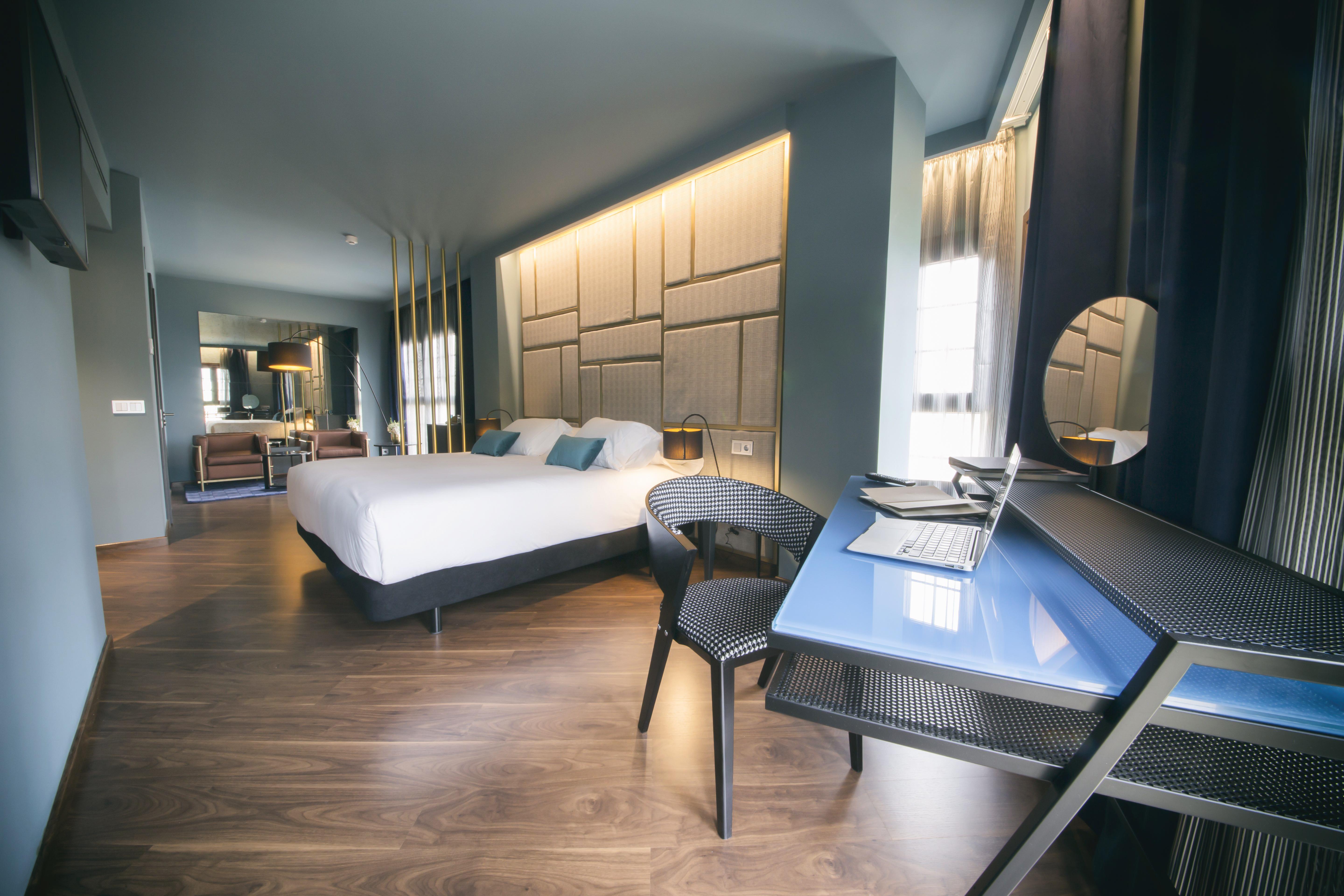 Pamplona Catedral Hotel Εξωτερικό φωτογραφία